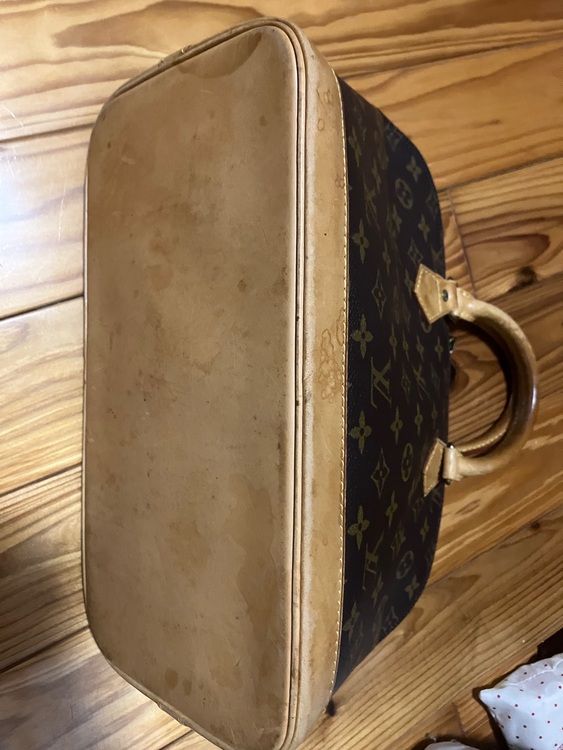 ルイヴィトン アルマ （ブランドバッグ）の商品画像 - 査定依頼日：2025年11月26日 - 最高査定価格：60,000円