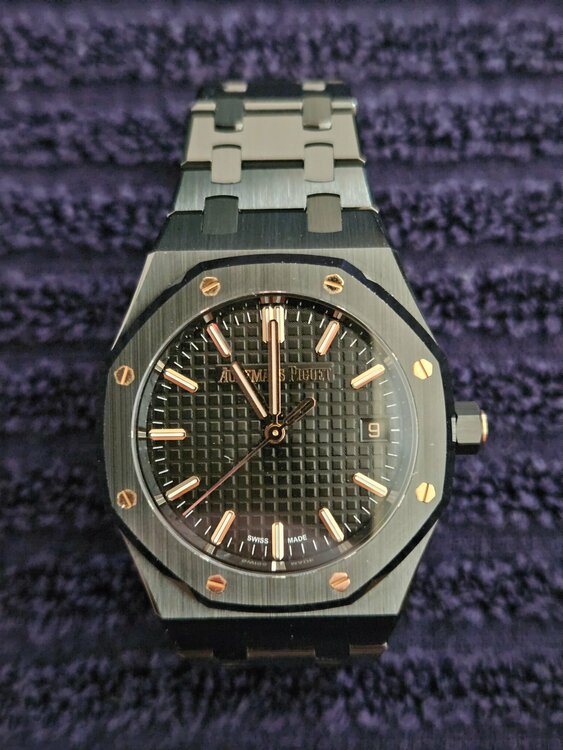 オーデマピゲ ロイヤルオーク （高級時計）の商品画像 - 査定依頼日：2025年12月22日 - 最高査定価格：9,000,000円