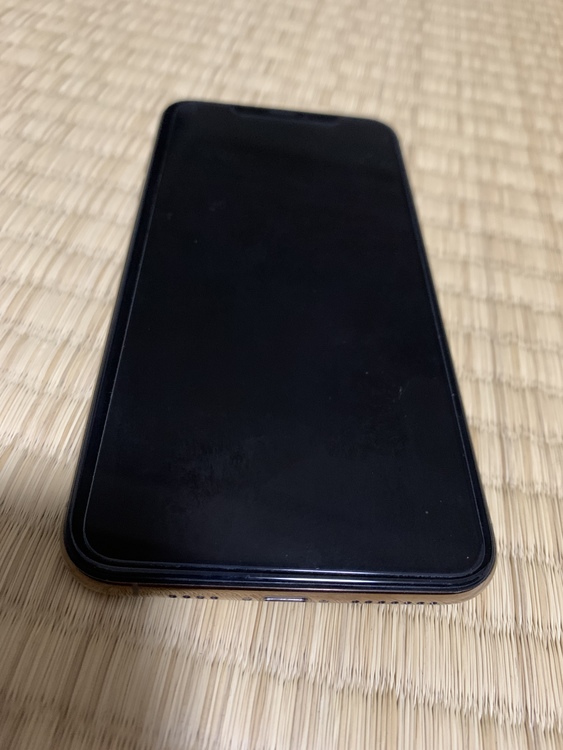 iPhoneXS MAX（スマホ）の商品画像 - 査定依頼日：2022年3月7日 - 最高査定価格：13,000円