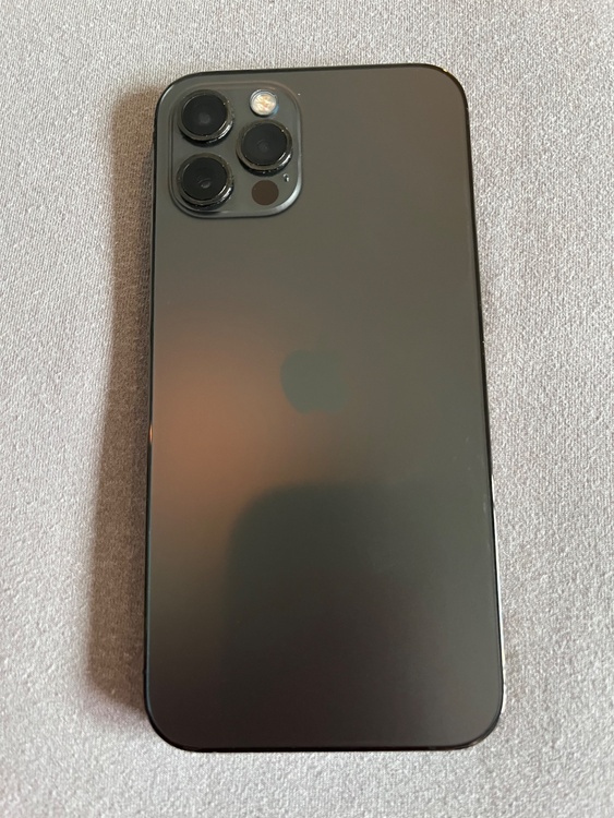 iPhone12 pro（スマホ）の商品画像 - 査定依頼日：2026年4月29日 - 最高査定価格：35,000円