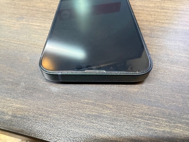 iPhone iPhone 13 128GB SIMフリー（スマホ）の商品画像 - 査定依頼日：2026年8月5日 - 最高査定価格：40,000円