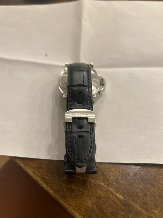 40mm ルミノールパワーリザーブ（高級時計）の商品画像 - 査定依頼日：2025年9月13日 - 最高査定価格：550,000円