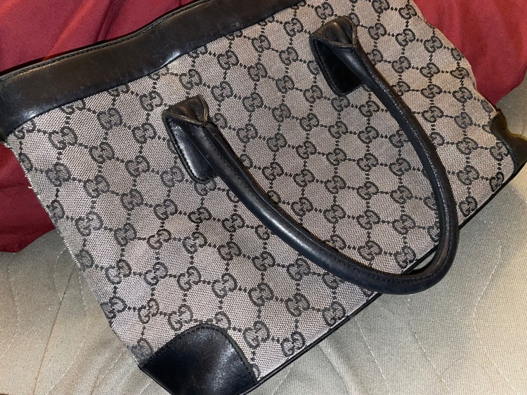 グッチ  （ブランドバッグ）の商品画像 - 査定依頼日：2025年10月25日 - 最高査定価格：30,000円
