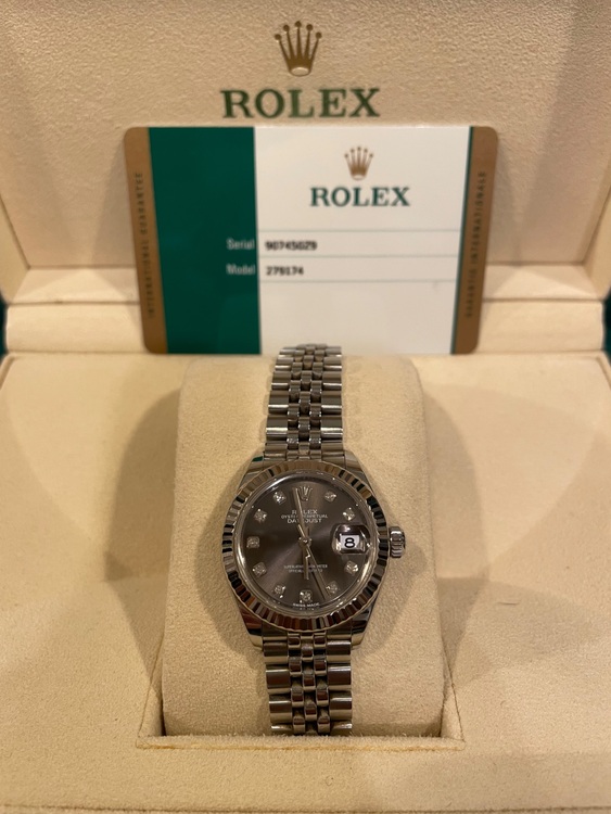 レディデイトジャスト　オイスター28㎜オイスタースチール&ホワイトゴールド（高級時計）の商品画像 - 査定依頼日：2025年8月11日 - 最高査定価格：1,620,000円