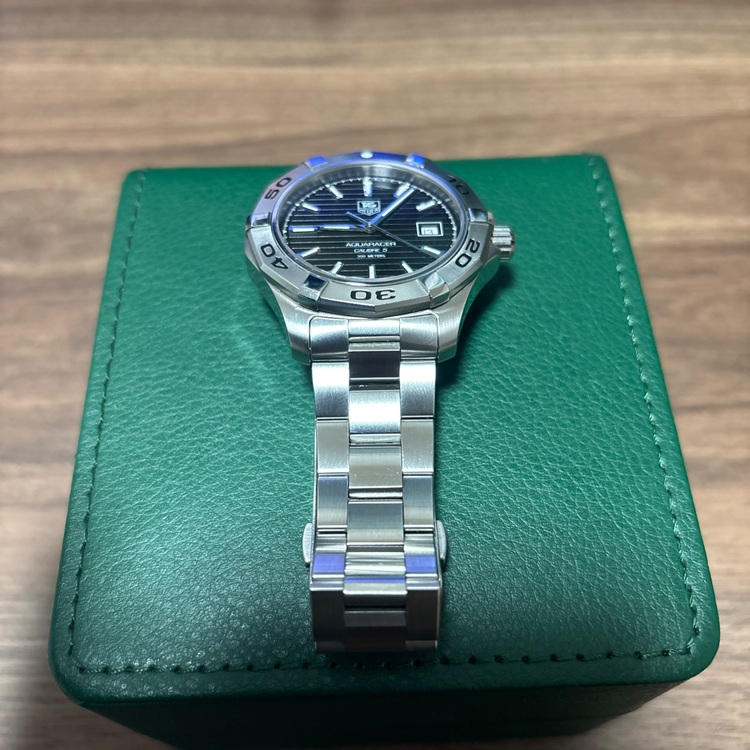 タグホイヤー WAP2010 アクアレーサー キャリバー5（高級時計）の商品画像 - 査定依頼日：2025年10月22日 - 最高査定価格：100,000円