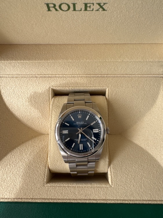 ロレックス パーペチュアル （高級時計）の商品画像 - 査定依頼日：2025年9月24日 - 最高査定価格：1,230,000円