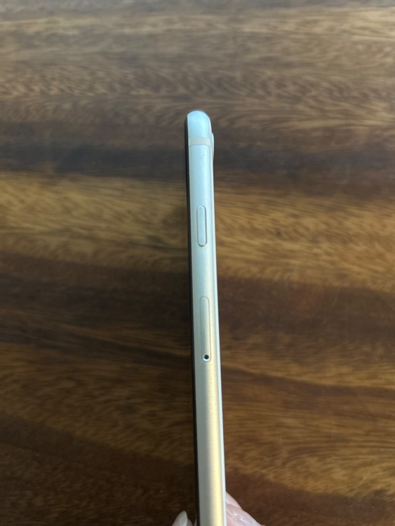 A2296（スマホ）の商品画像 - 査定依頼日：2025年8月22日 - 最高査定価格：12,000円