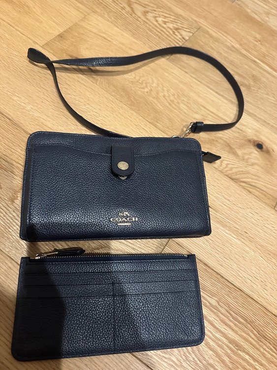 コーチ（古着・ファッション）の商品画像 - 査定依頼日：2026年4月5日 - 最高査定価格：3,000円