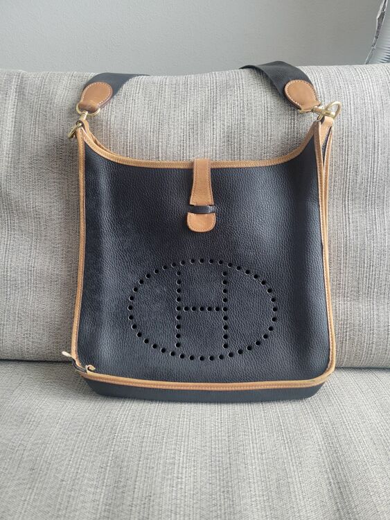 エブリン（ブランドバッグ）の商品画像 - 査定依頼日：2025年7月25日 - 最高査定価格：50,000円