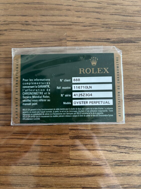 ロレックス GMTマスター 116710LN（高級時計）の商品画像 - 査定依頼日：2025年2月19日 - 最高査定価格：1,850,000円
