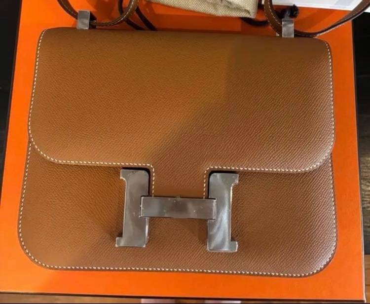 コンスタンス 24（ブランドバッグ）の商品画像 - 査定依頼日：2025年11月29日 - 最高査定価格：1,600,000円