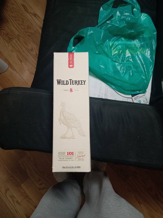 ウイスキー ワイルドターキー （お酒）の商品画像 - 査定依頼日：2026年4月12日 - 最高査定価格：2,000円