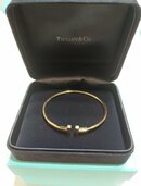 ティファニー T Square Bangle（ティファニー T スクエア バングル（金・貴金属）の商品画像 - 査定依頼日：2026年9月14日 - 最高査定価格：140,000円