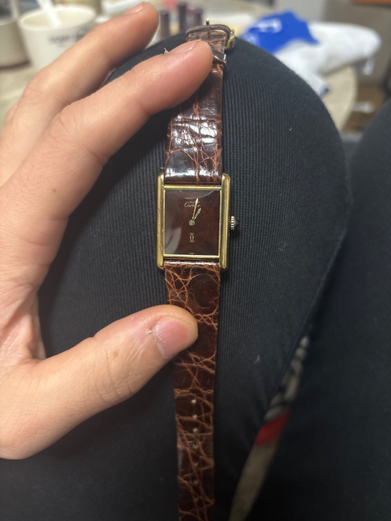 カルティエ タンク 6 083051（高級時計）の商品画像 - 査定依頼日：2025年12月8日 - 最高査定価格：355,000円