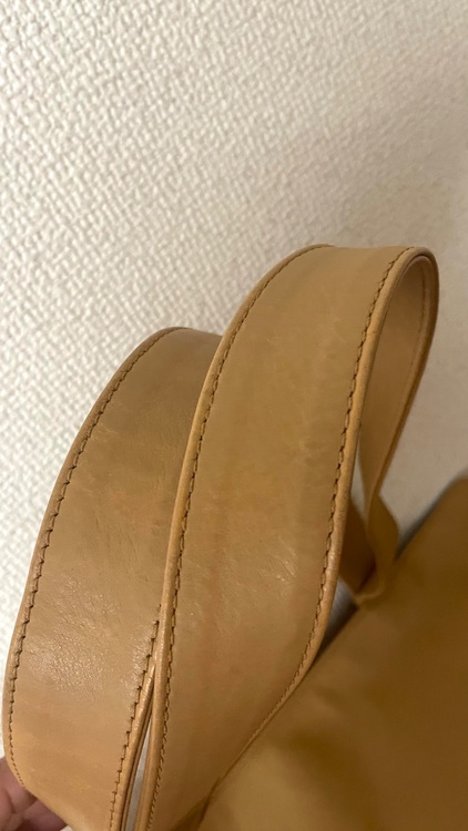 ヴィンテージ　ショルダー　ココマーク　ベージュ（ブランドバッグ）の商品画像 - 査定依頼日：2026年3月3日 - 最高査定価格：100,000円