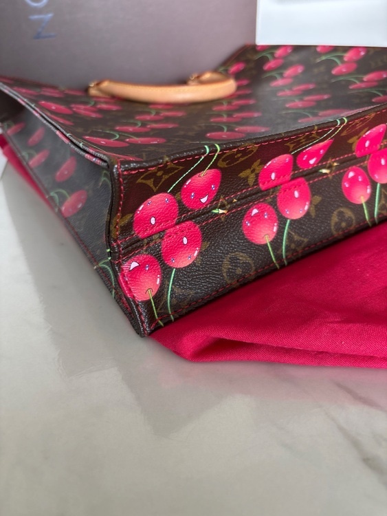 チェリーサックプラトートバッグ（ブランドバッグ）の商品画像 - 査定依頼日：2025年12月10日 - 最高査定価格：320,000円