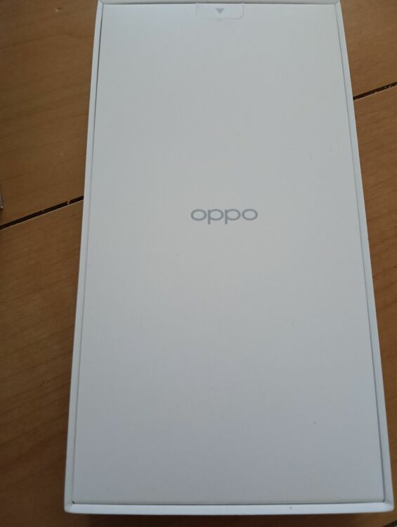 A3010P（スマホ）の商品画像 - 査定依頼日：2025年9月14日 - 最高査定価格：10,200円