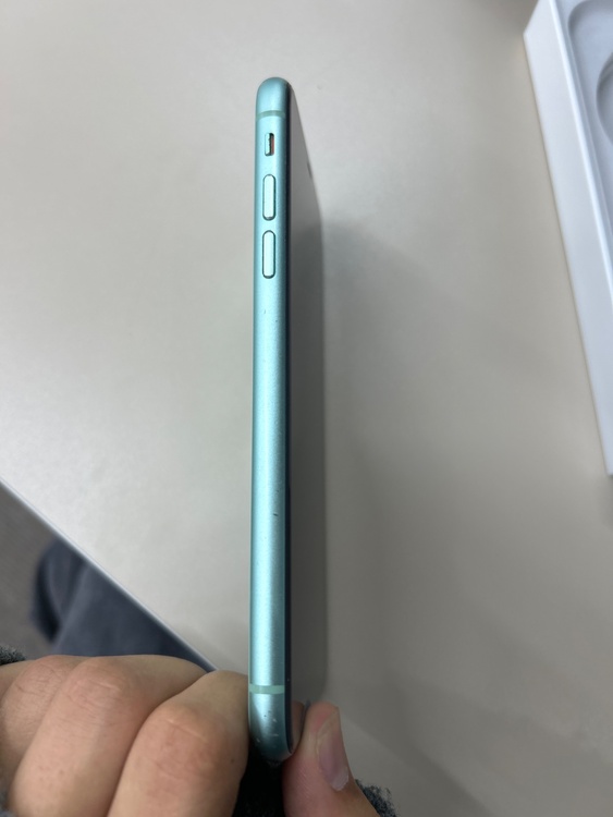 iPhone11 64GB SIMフリー（スマホ）の商品画像 - 査定依頼日：2026年2月9日 - 最高査定価格：16,000円