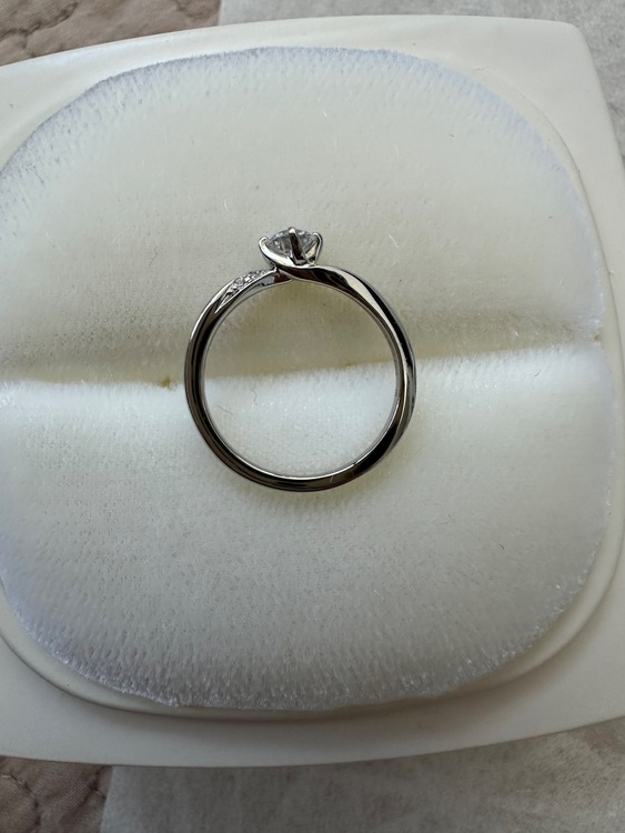 俄　露華（金・貴金属）の商品画像 - 査定依頼日：2025年6月5日 - 最高査定価格：25,000円