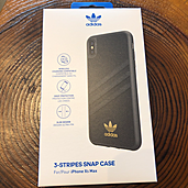 adidas iPhoneケースXsMAX（スマホ）の商品画像 - 査定依頼日：2019年10月11日 - 最高査定価格：500円