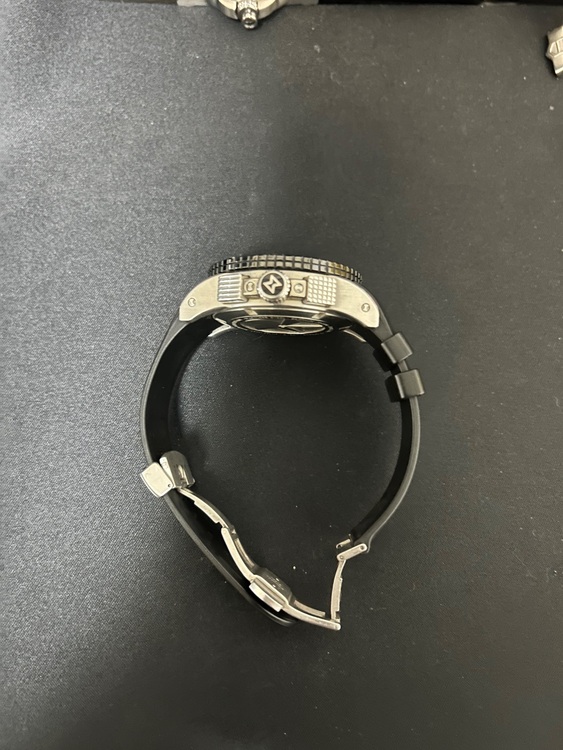 エドックス EDOX （高級時計）の商品画像 - 査定依頼日：2025年11月17日 - 最高査定価格：20,000円