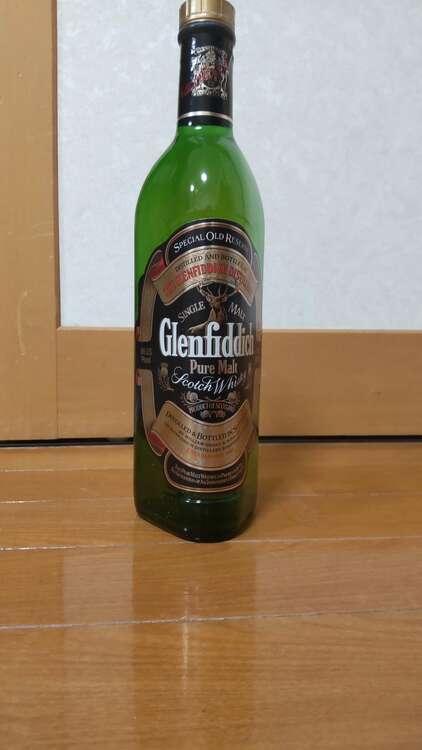 ウイスキー グレンフィディック （お酒）の商品画像 - 査定依頼日：2025年5月31日 - 最高査定価格：1,000円