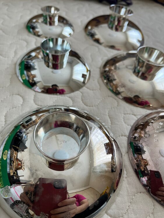 銀杯➕純銀➕金杯（金・貴金属）の商品画像 - 査定依頼日：2024年4月25日 - 最高査定価格：100,000円