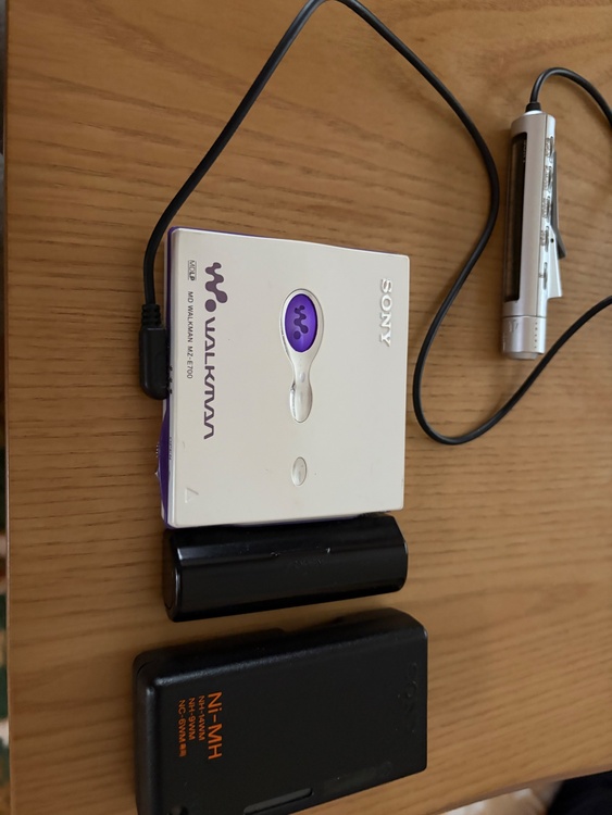 SONY MD WALKMAN MZ-E700（オーディオ・スピーカー）の商品画像 - 査定依頼日：2026年9月21日 - 最高査定価格：1,800円