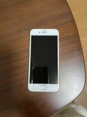 iPhone7ゴールド128GBau一括購入SIMロック解除済み（スマホ）の商品画像 - 査定依頼日：2020年11月16日 - 最高査定価格：8,000円