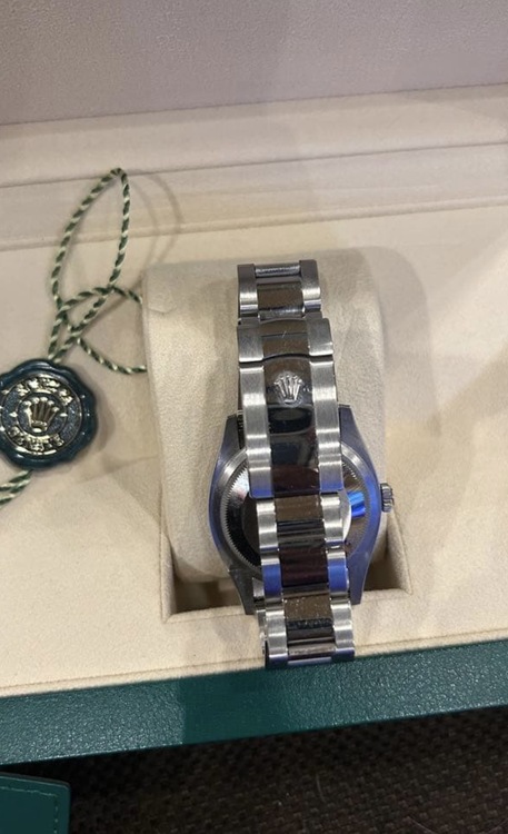 ロレックス デイトジャスト 126234（高級時計）の商品画像 - 査定依頼日：2026年2月1日 - 最高査定価格：1,850,000円