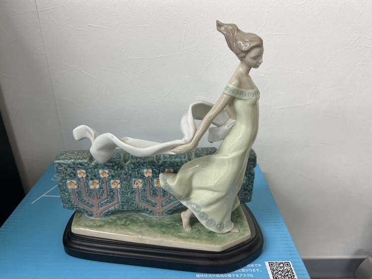 リアドロ人形　T.eodems     Patrog  Nー237／1000（美術品・骨董品）の商品画像 - 査定依頼日：2026年1月23日 - 最高査定価格：5,000円