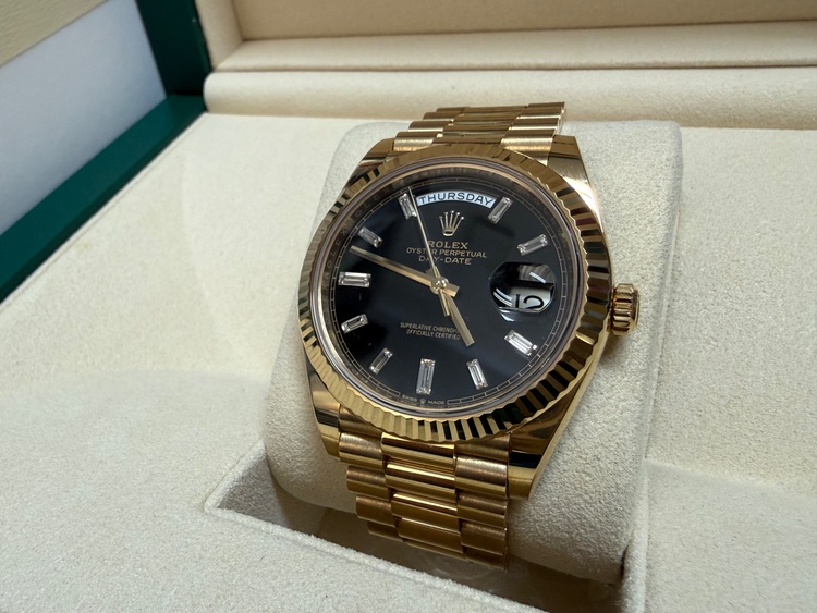 デイデイト（高級時計）の商品画像 - 査定依頼日：2026年2月16日 - 最高査定価格：9,350,000円