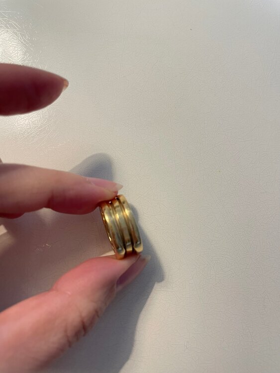 ブルガリビーゼロワン（金・貴金属）の商品画像 - 査定依頼日：2023年11月30日 - 最高査定価格：99,000円