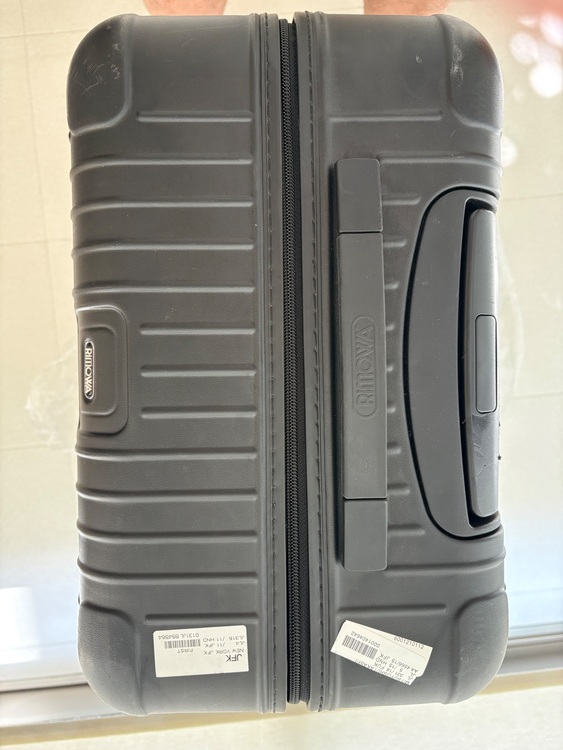 RIMOWA エッセンシャル　65リットル　E-Tag（ブランドバッグ）の商品画像 - 査定依頼日：2025年8月17日 - 最高査定価格：100,000円