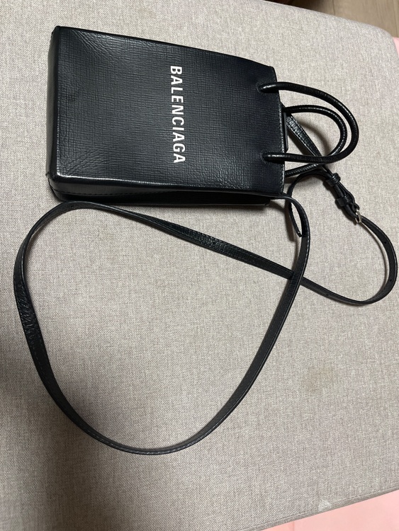 ショルダーバッグ（ブランドバッグ）の商品画像 - 査定依頼日：2025年12月7日 - 最高査定価格：50,000円