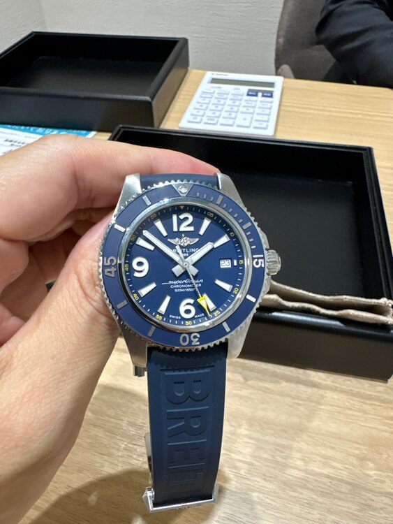 ブライトリング スーパーオーシャン automatic4（高級時計）の商品画像 - 査定依頼日：2025年4月25日 - 最高査定価格：340,000円