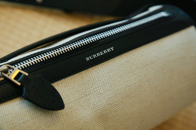 Burberry（ブランドバッグ）の商品画像 - 査定依頼日：2025年2月9日 - 最高査定価格：16,000円