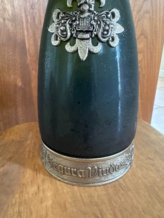 Segura  Viudas CAVA（お酒）の商品画像 - 査定依頼日：2026年6月30日 - 最高査定価格：1,000円