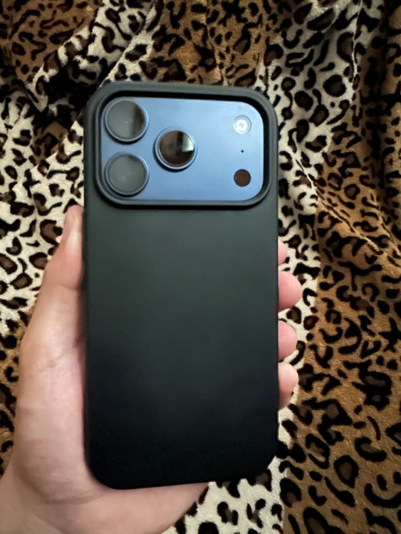 iPhone iPhone 17 Pro 256GB SIMフリー（スマホ）の商品画像 - 査定依頼日：2026年7月12日 - 最高査定価格：150,000円
