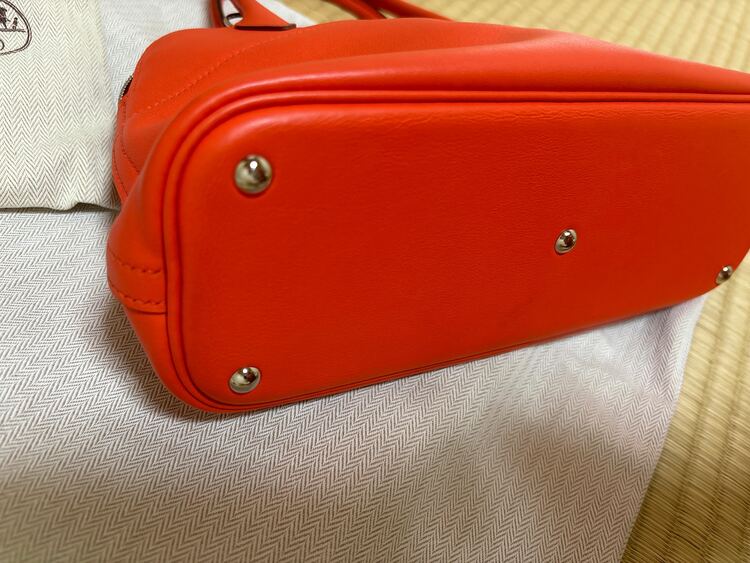 ボリード27.ルージュピヴォアンヌ、ヴォースイフト（ブランドバッグ）の商品画像 - 査定依頼日：2025年4月19日 - 最高査定価格：500,000円