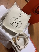 エルメス エブリン （ブランドバッグ）の商品画像 - 査定依頼日：2026年3月10日 - 最高査定価格：350,000円