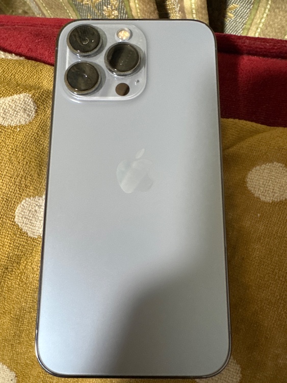 iPhone 13 Pro 256GB docomo（スマホ）の商品画像 - 査定依頼日：2026年4月2日 - 最高査定価格：49,000円