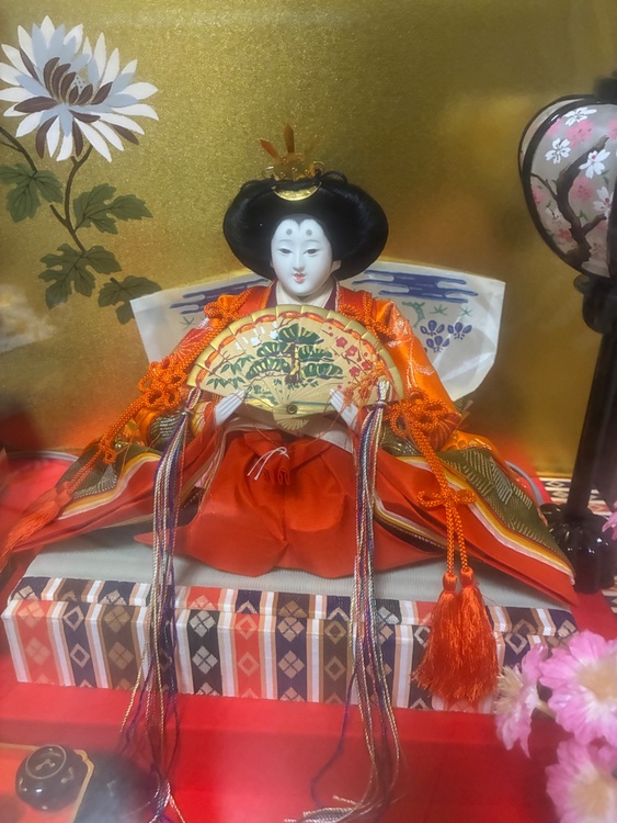 雛人形（美術品・骨董品）の商品画像 - 査定依頼日：2026年2月26日 - 最高査定価格：3,000円