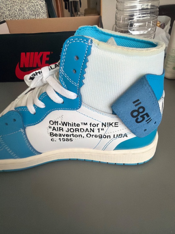 AIR JORDAN 1X OFF-WHITE NRG（古着・ファッション）の商品画像 - 査定依頼日：2026年9月6日 - 最高査定価格：120,000円