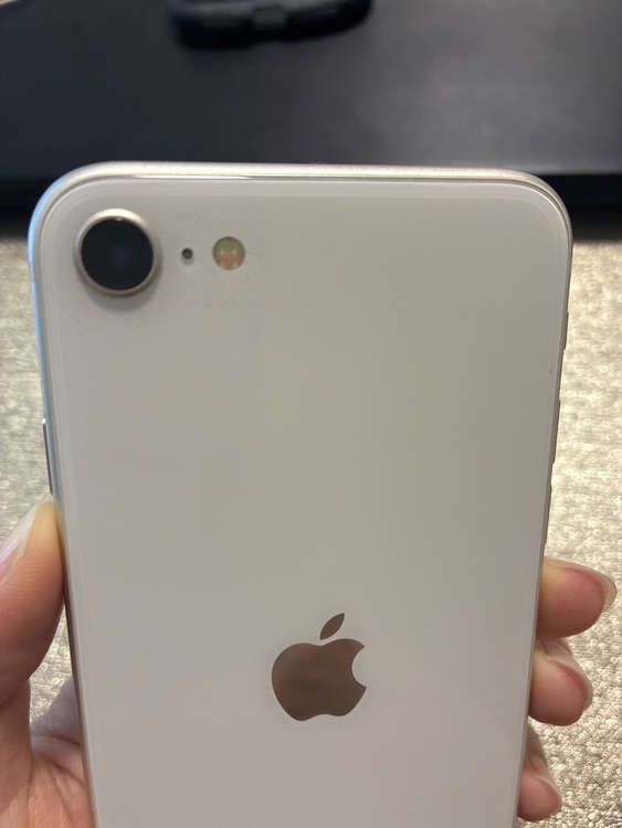 iPhone iPhone SE (第 3 世代) 64GB SIMフリー（スマホ）の商品画像 - 査定依頼日：2026年7月29日 - 最高査定価格：14,000円