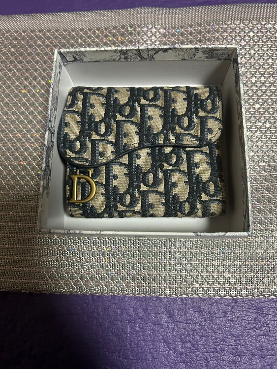 トロッターオブリークロータスウォレット（ブランド財布・小物）の商品画像 - 査定依頼日：2025年3月17日 - 最高査定価格：23,000円