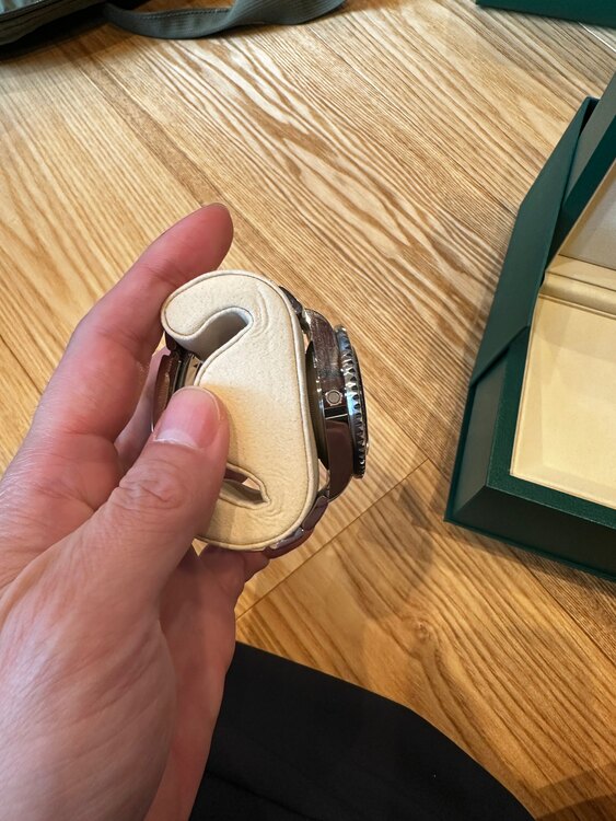 ロレックス シードゥエラー （高級時計）の商品画像 - 査定依頼日：2025年4月3日 - 最高査定価格：2,100,000円