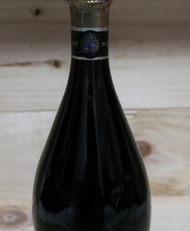 アンリオ キュヴェ・デ・アンシャンテルール 1988（お酒）の商品画像 - 査定依頼日：2025年7月4日 - 最高査定価格：100,000円