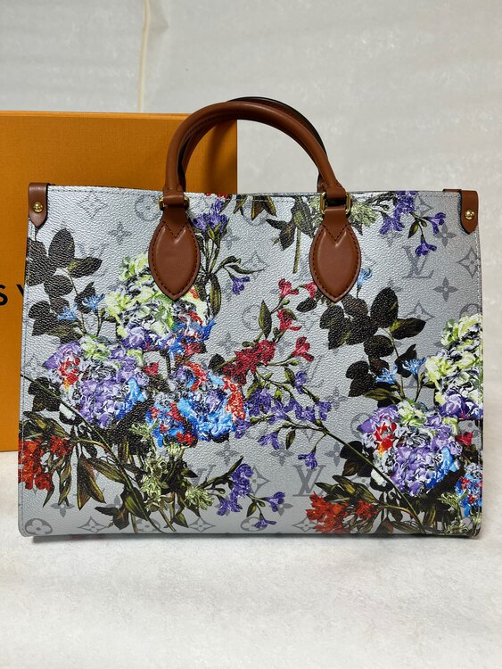 オンザーゴーmm ＬＶフラワー（ブランドバッグ）の商品画像 - 査定依頼日：2025年1月5日 - 最高査定価格：350,000円