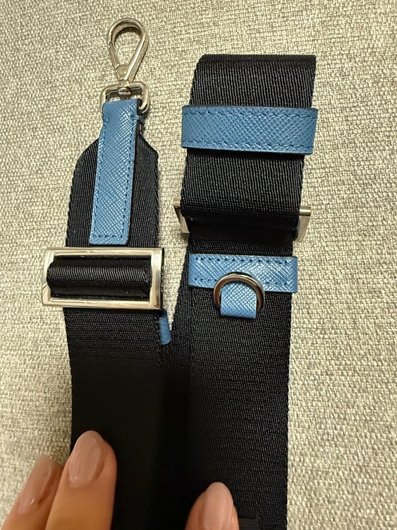 プラダ  （ブランドバッグ）の商品画像 - 査定依頼日：2025年12月24日 - 最高査定価格：121,000円